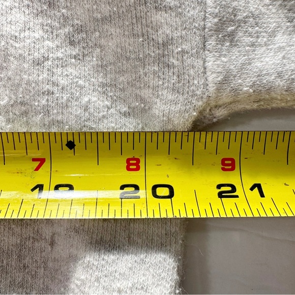 FOREVER 21 Gray Long-sleeve Pullover Sweatshirt With Sequins Dog Size Medium - Picture 8 of 9